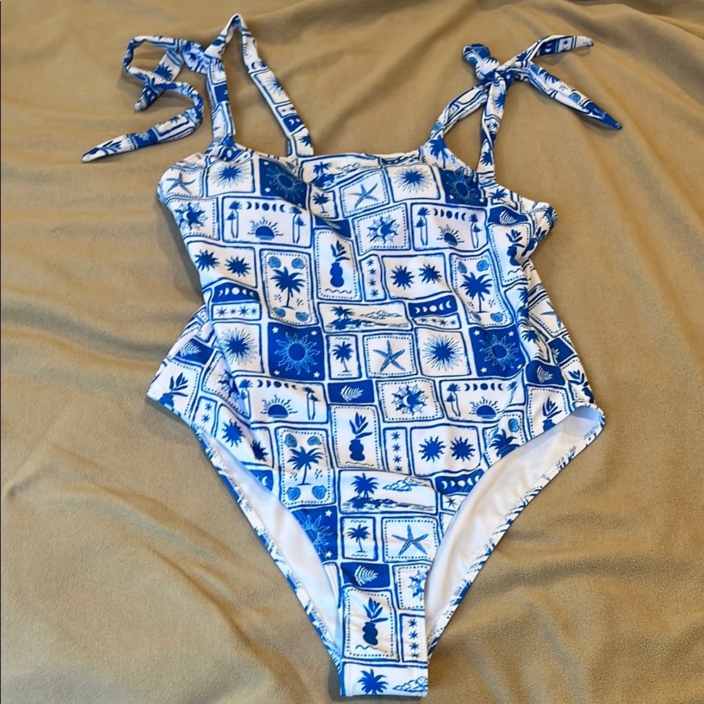 NWOT Pink Lily Blue and White One Piece Swimsuit - XL